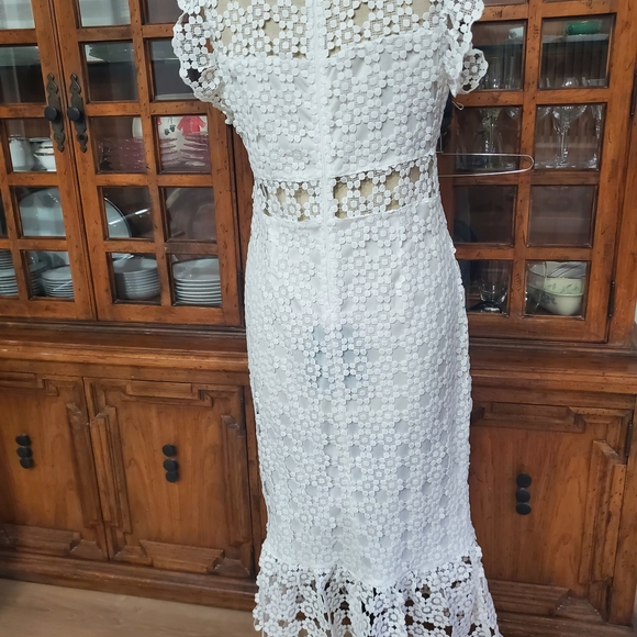 White Floral Lace Two-Piece Midi Dress - Picture 8 of 12